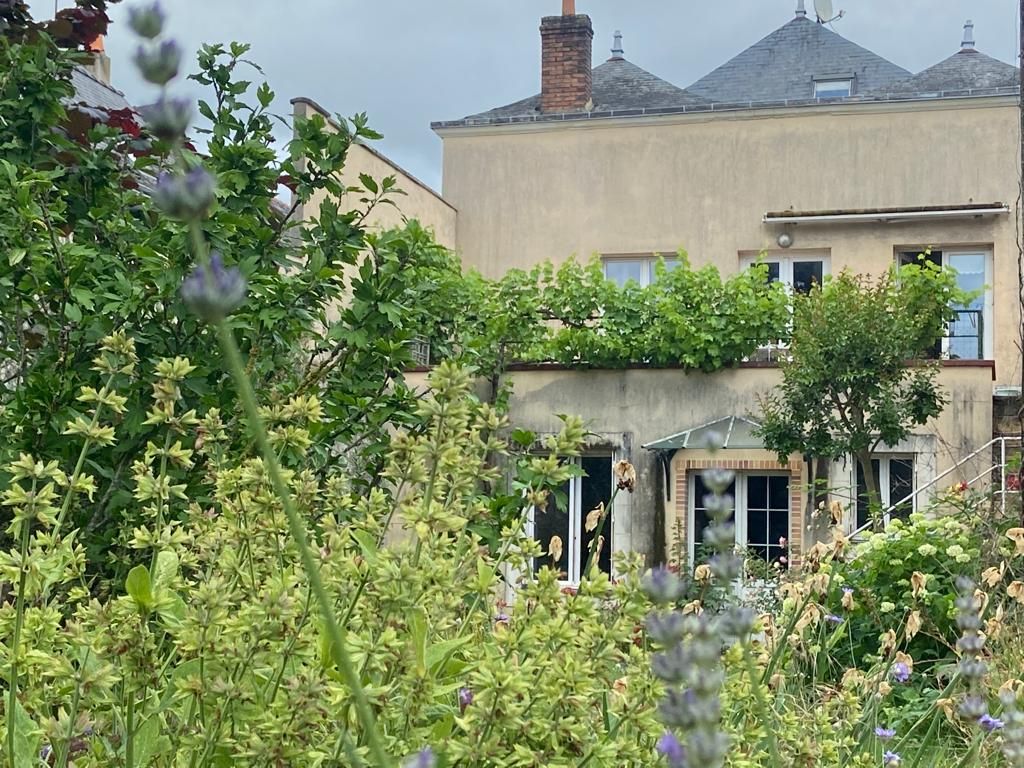 Maison Bourgeoise Sable Sur Sarthe 12 pièce(s) 220 m2