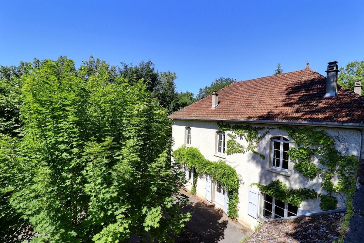 SAINT GEOIRE EN VALDAINE 38620, Maison dauphinoise en pierre, 10 pièces, 4 chambres, 252m²