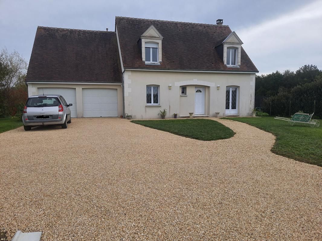 Maison Loches 6 pièce(s) 150 m2