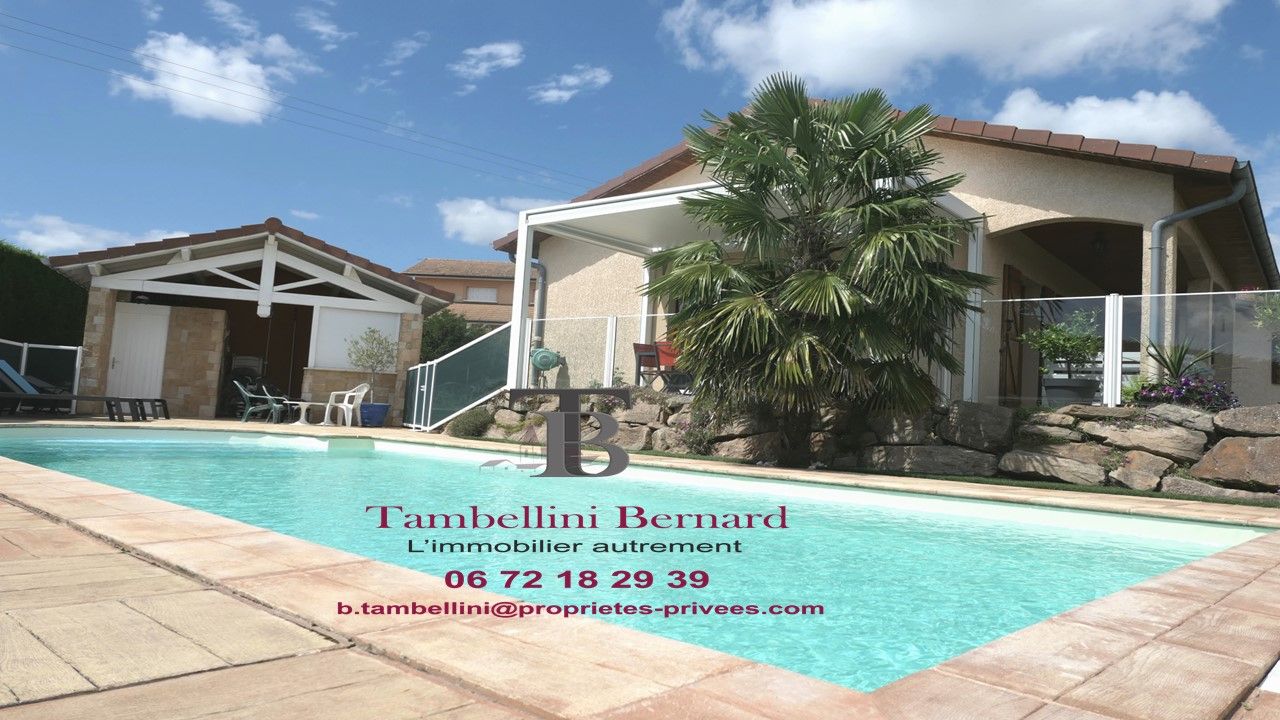 Maison avec piscine sur terrain de 1250 m2