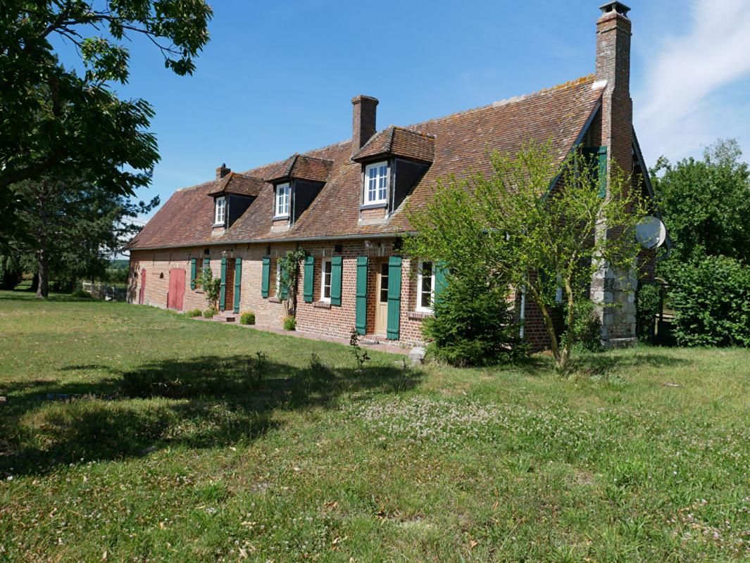 CHARMANTE LONGERE CORPS DE FERME 7 pièce(s) 150 m2