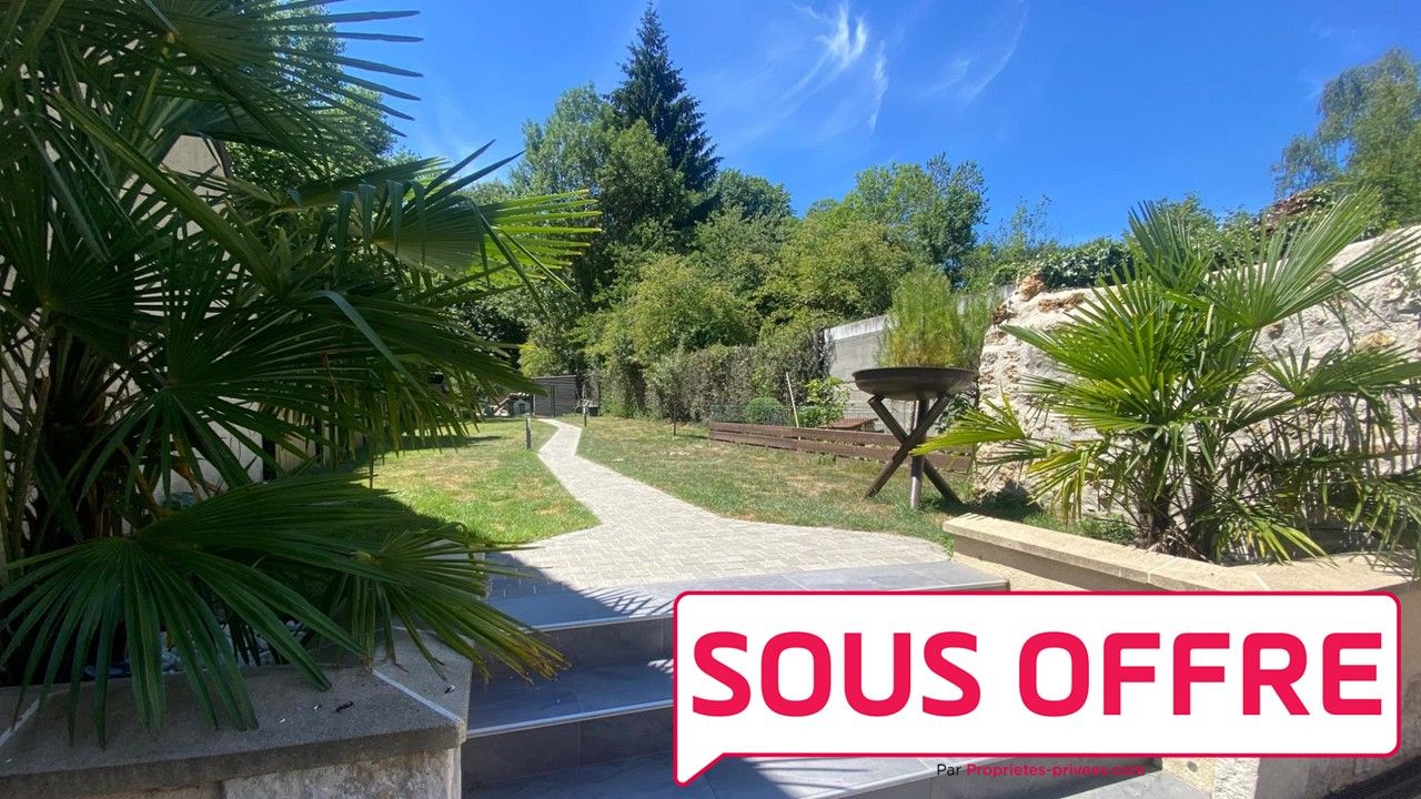 (95420) WY DIT JOLI VILLAGE - Ensemble immobilier, Maison 4 pièce(s) 113 m2, grange en pierre et jardin