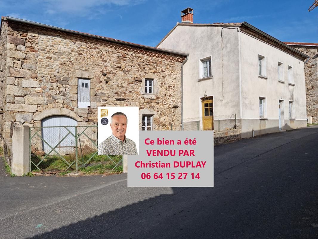 Riotord 43220 Tènement immobilier à rénover 3 bâtisses  sur 400m² de terrain attenant et 480m² de terrain non attenant