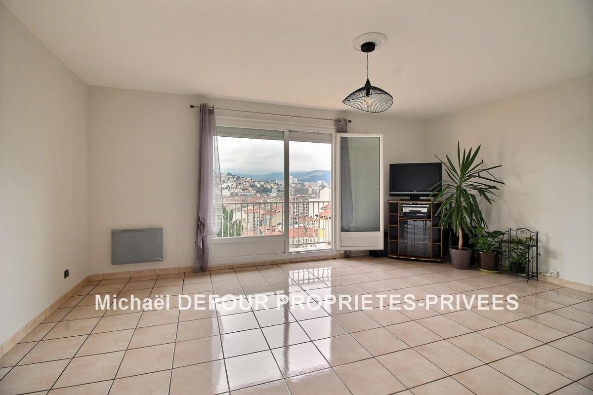 Appartement 80m² 3 pièces, balcon, cave GARAGE Saint Etienne