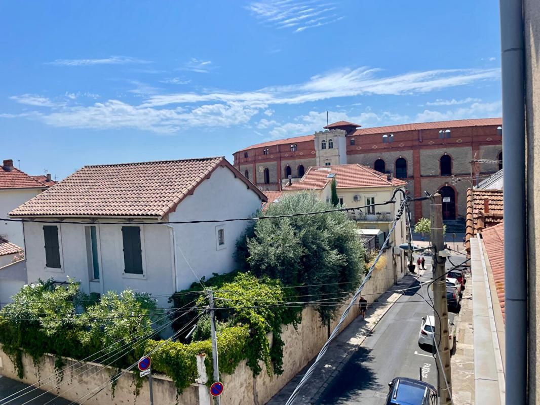 Immeuble 10 appartements à Béziers 330 m2 - 418 000 euros