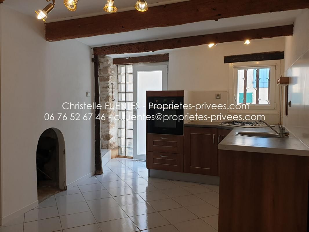 HERAULT - VILLEVEYRAC (34560) - MAISON DE VILLE - 62M2 - 1 CHAMBRE