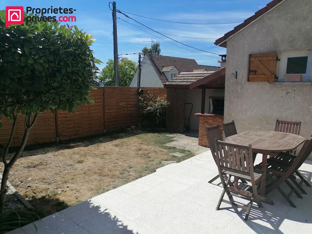 (78820)  JUZIERS - Appartement 2 pièce(s) 53.15 m2 , jardin, terrasse, cave et stationnement