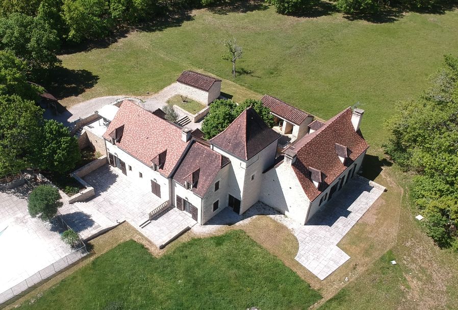 Maison Gourdon 11 pièce(s) 350 m2