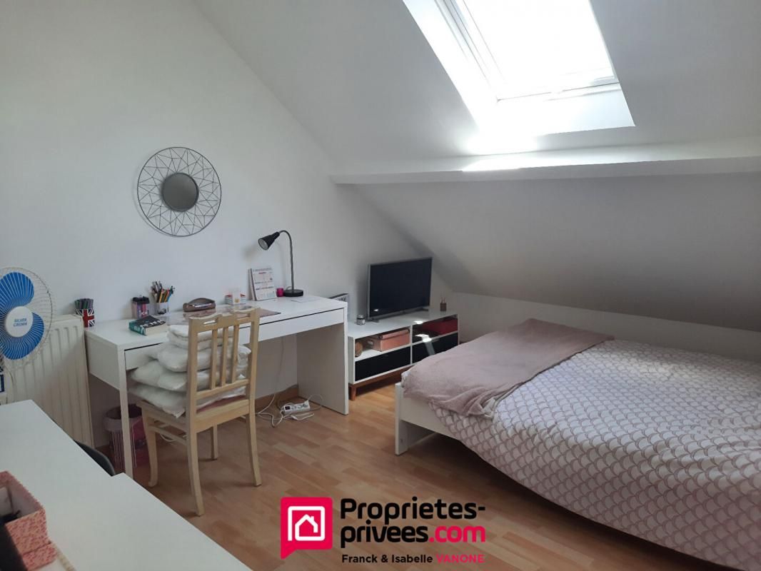 Maison 3 CHAMBRES + BUREAU + COUR_91m²_PERENCHIES