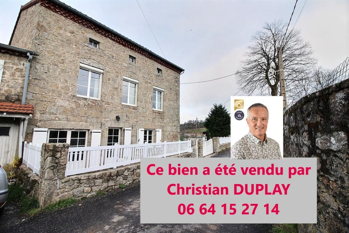 Saint Romain Lachalm 43620 Maison pierre environ 132m² habitables 3 chambres, bureau, combles aménageables garage, cave, cellier, atelier sur 1030m² de terrain