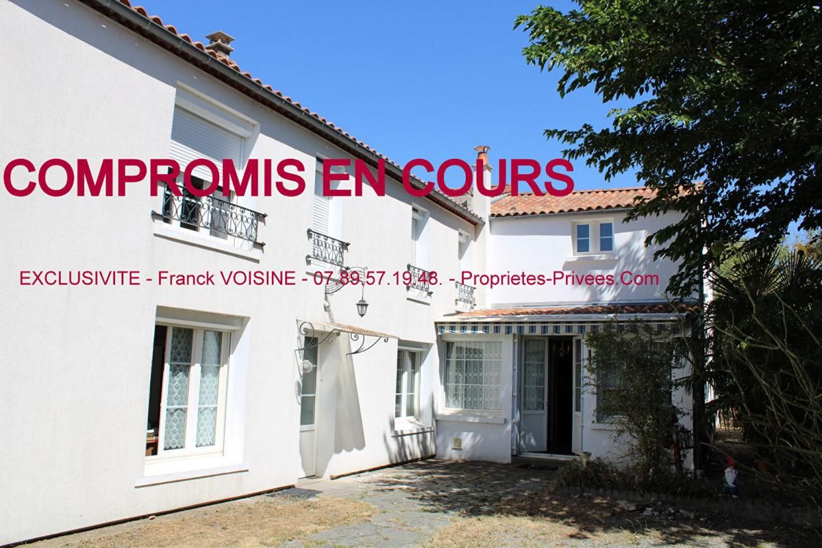 Maison Monsireigne 190m2  5 chambres - A VENDRE EN EXCLUSIVITE sur terrain de 600 M2 env