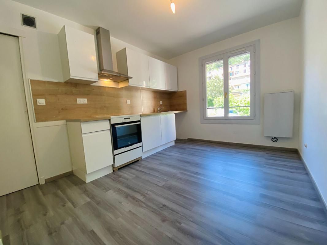 Appartement Digne Les Bains 3 pièce(s) 65.74 m2