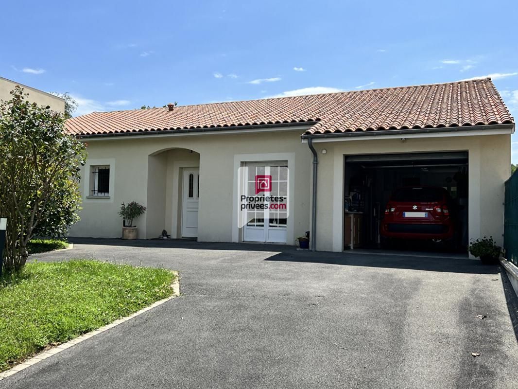 Superbe maison T5 de plain-pied d'env. 113.5m² avec 3ch. et grand garage sur COULOUNIEIX-CHAMIERS (24660)