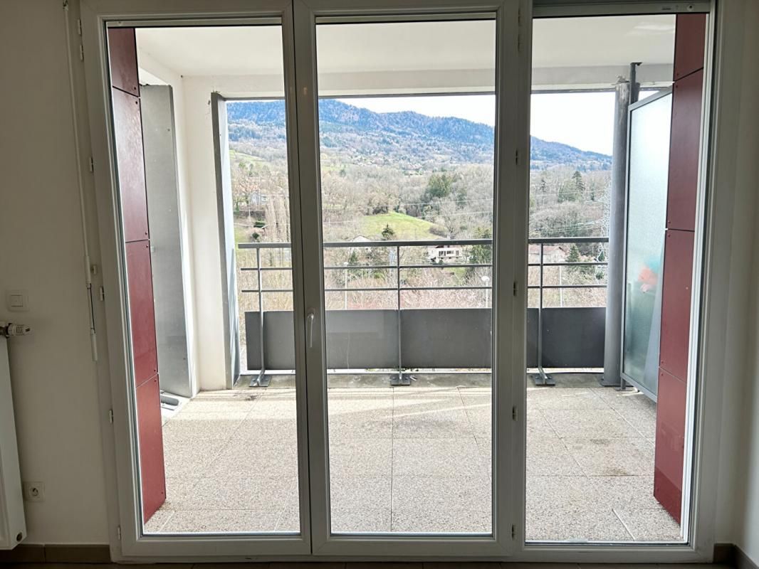 Appartement 2 pièce(s) 42 m2 - Cranves-Sales