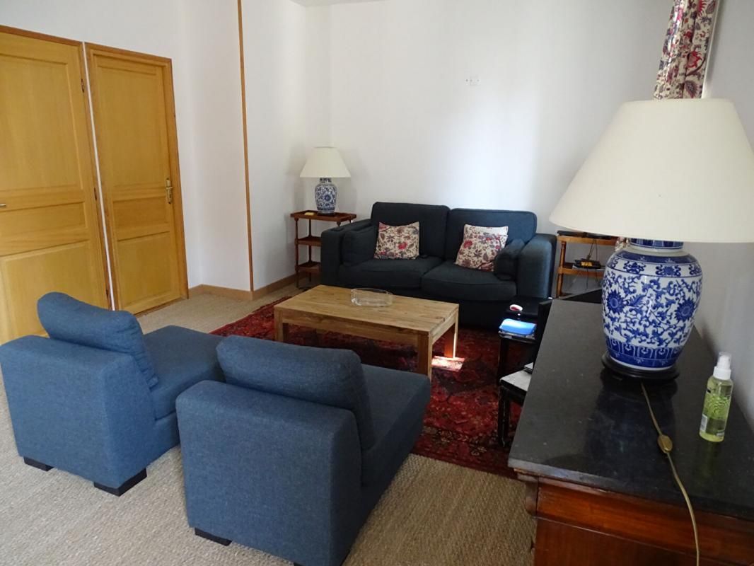 Maison de village Montignac 3 pièce(s) 95 m2