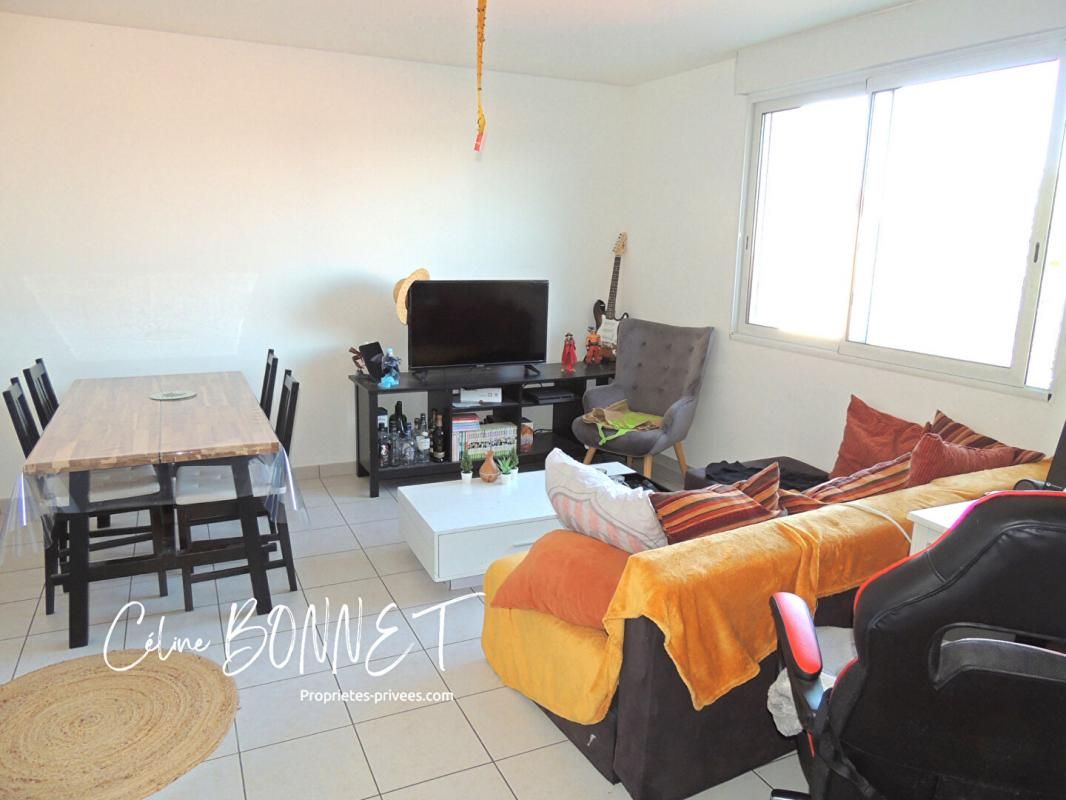 Appartement 1 chambre 48m² et 2 stationnements