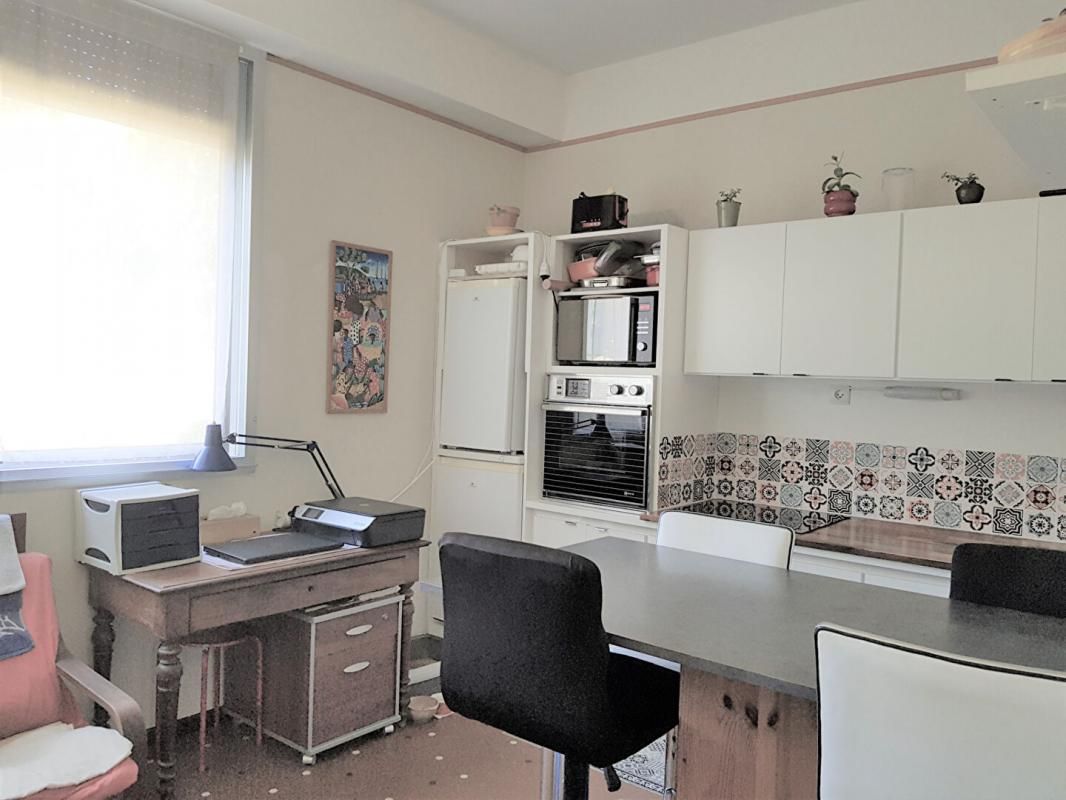 Appartement 2 pièce(s) 40 m2 136 990 euros FAI