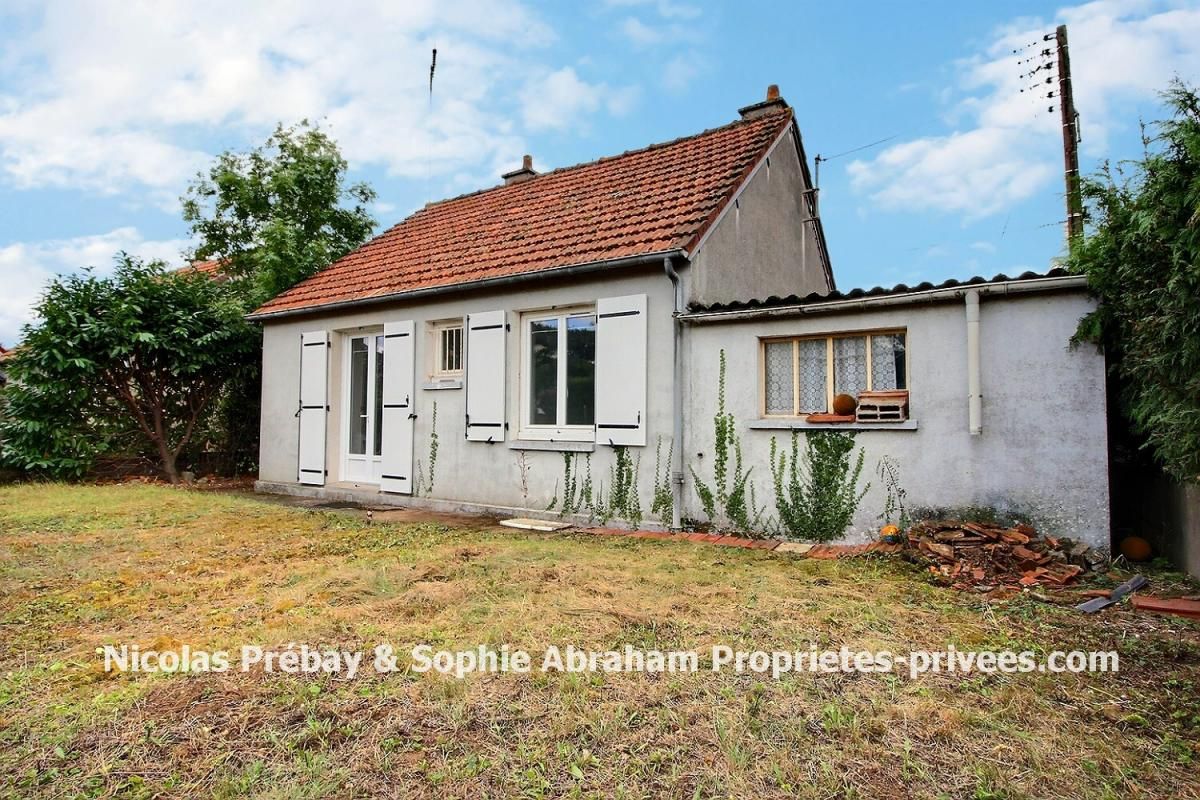 Maison individuelle de 3 pièces avec garage et jardin