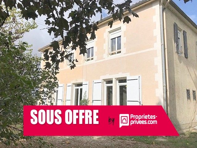 Longère 245 m2, 6 ch, dépendances, garage, 9800 m2 terrain