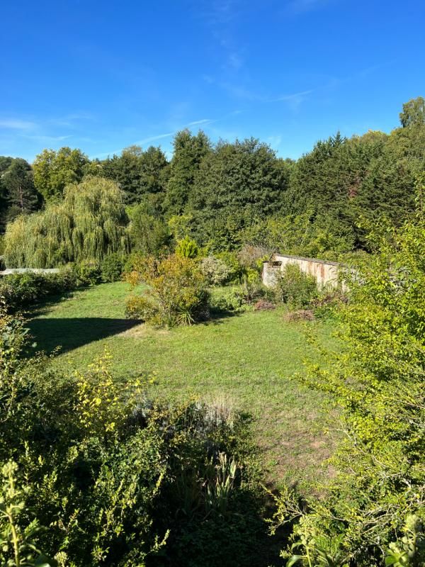 Terrain 3430 m2 bel environnement