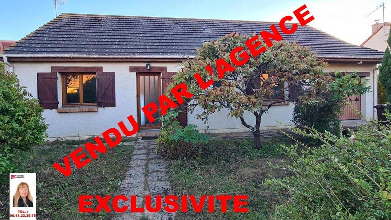 Exclusivité - Gaillon centre ville - Maison de plein pied de 90.50 m2 - 3 chambres - Jardin clos et arboré de  m2 - Prix :  229.900