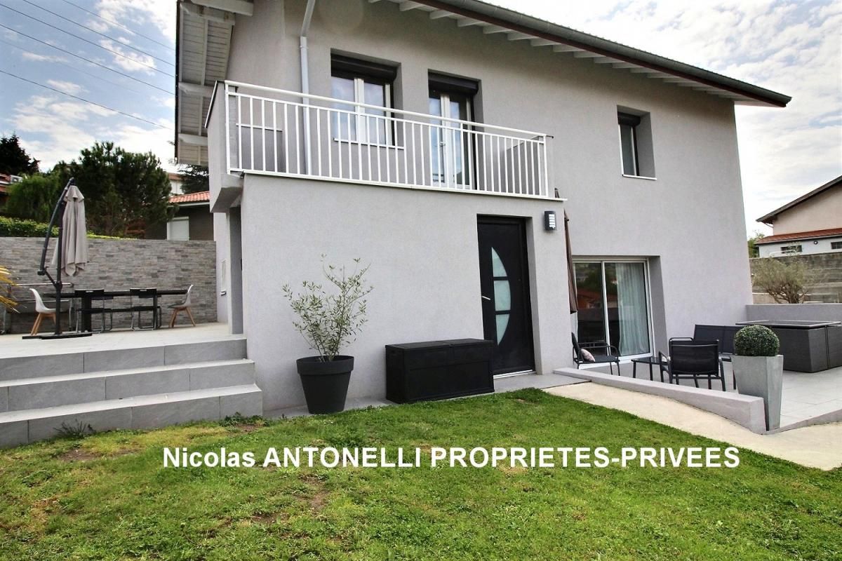 UNIEUX 42240 Maison individuelle 96m² habitables (120m²  surface utile))  4 CHAMBRES terrain 298m²