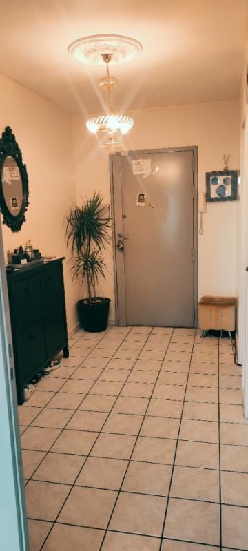 Appartement de 3 pièces avec loggia. Très bien situé aux portes de Paris