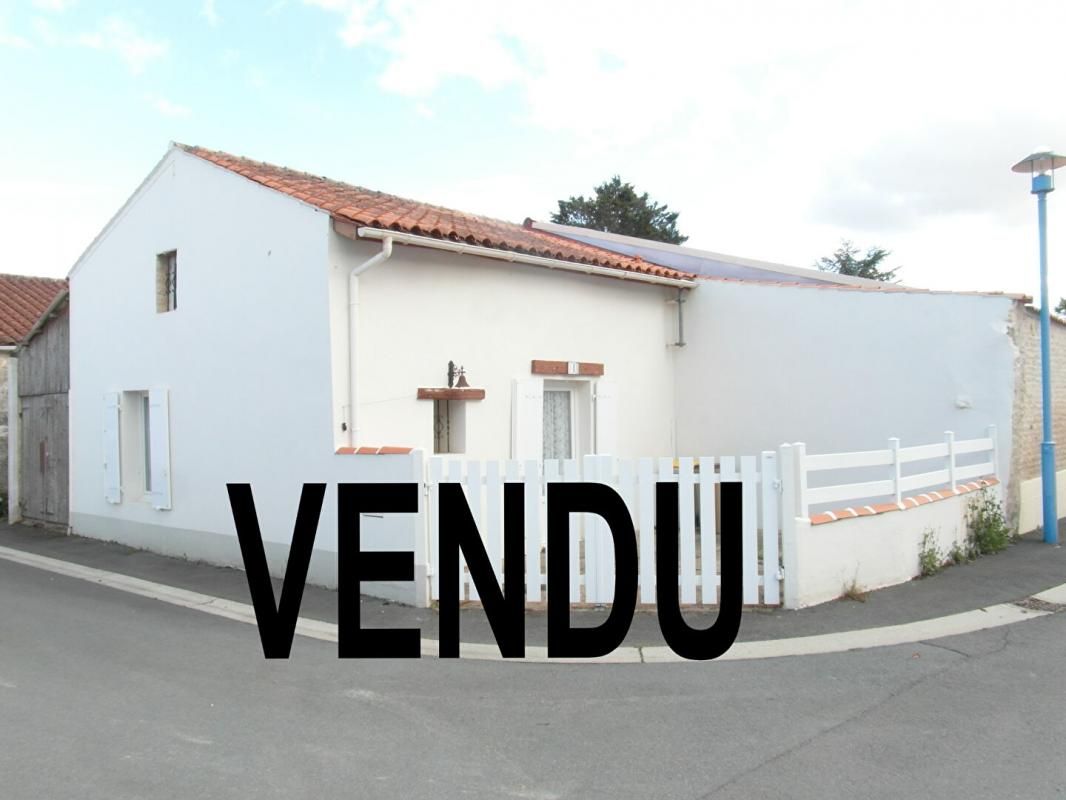 Maison Les Magnils Reigniers 2 pièce(s) 48 m2