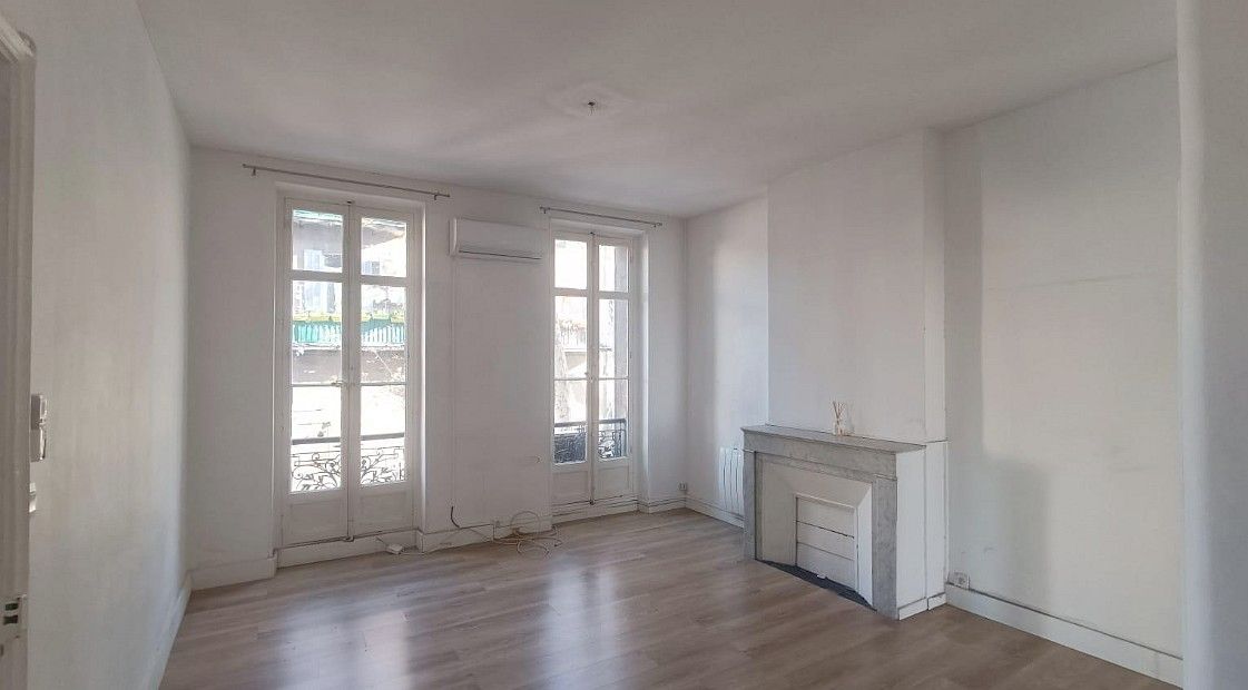Appartement 13004 4 pièce(s) 100 m2