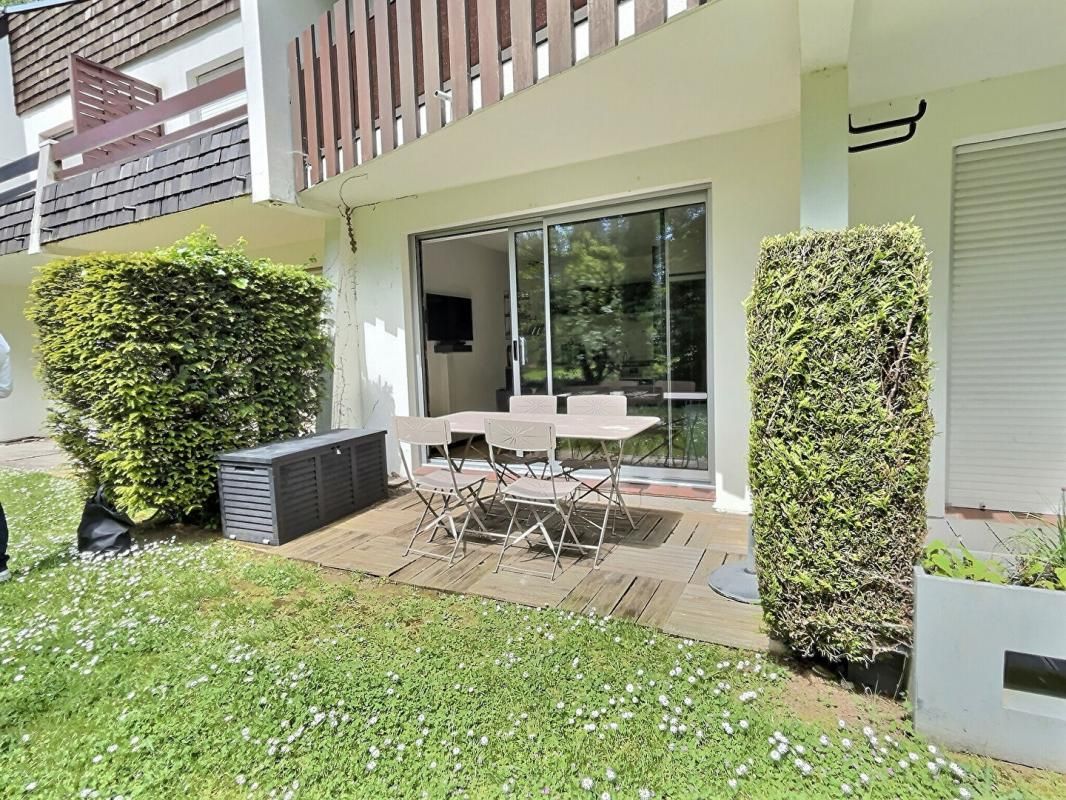 Hardelot-Plage, studio alcôve rénové , Golf des Pins , rez de jardin