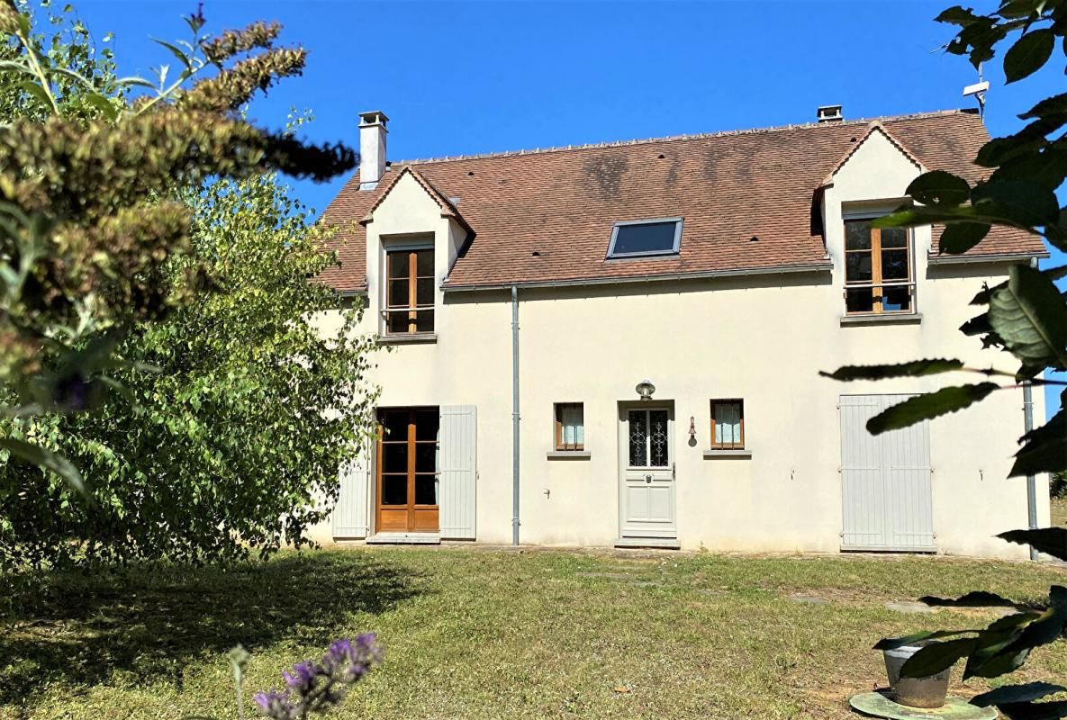 Maison FONTAINEBLEAU 6 pièce(s)  164 m2