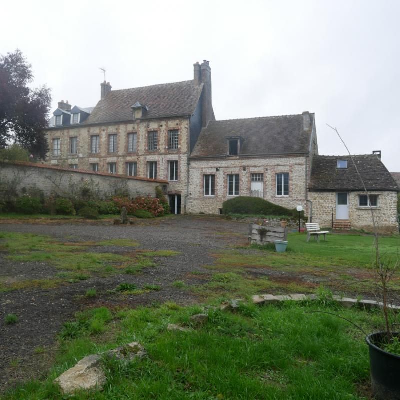 Manoir à rénover Gournay En Bray 20 pièce(s) , gite, maison ancienne et diverses dépendances