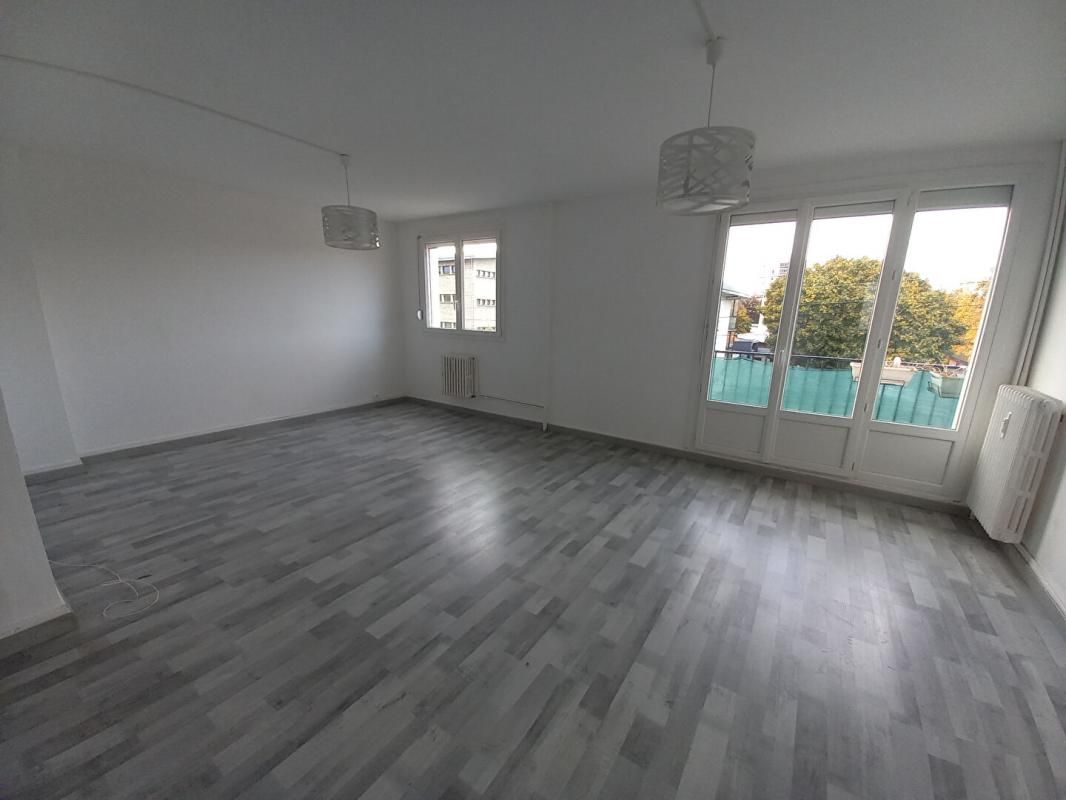 Appartement Vesoul 4 pièces 66 m2 à 83 990 Euros