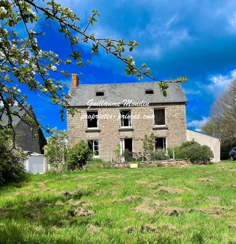 Maison en pierre + terrain à vendre BOURGENOLLES (50800)