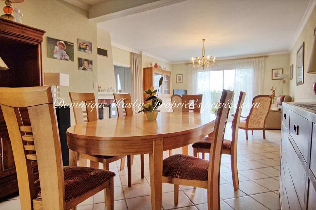 Maison proche Le Mans 6 pièce(s) 140 m2