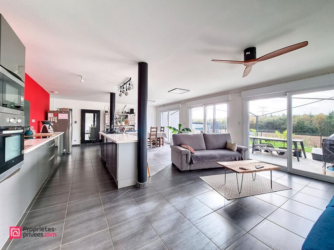 Maison 6 pièces 121 m2 Plain-Pied