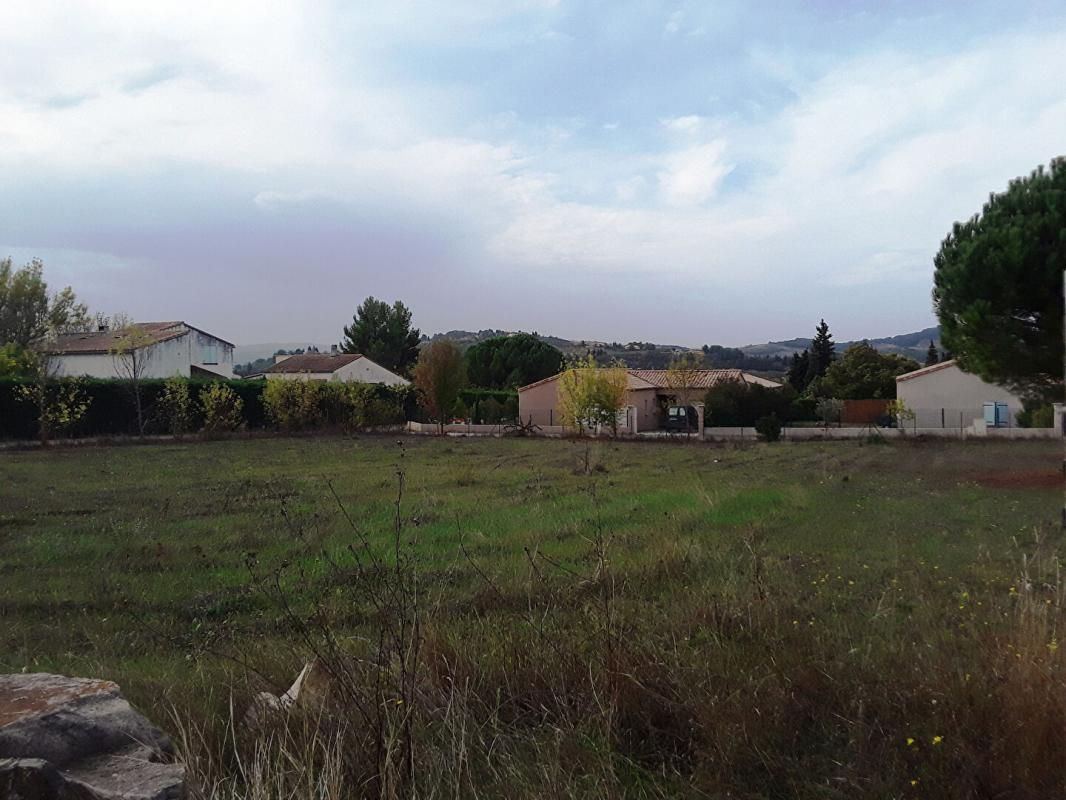 LIMOUX Terrain plat 469m² hors lotissement 1