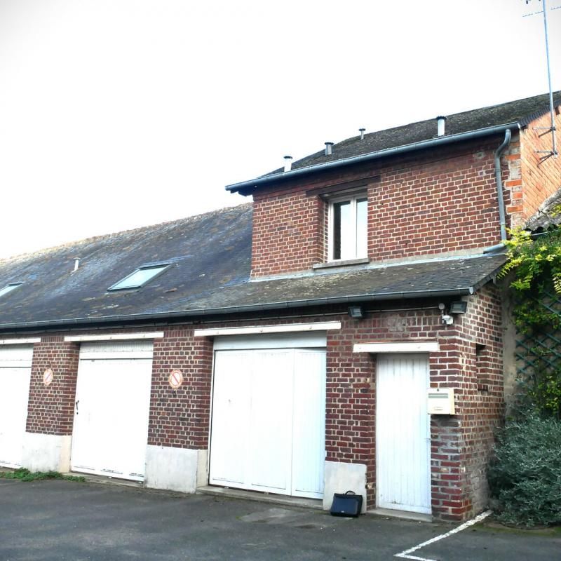 GOURNAY EN BRAY. Centre-ville. Appartement 4 pièce(s) 44 m2 avec garage