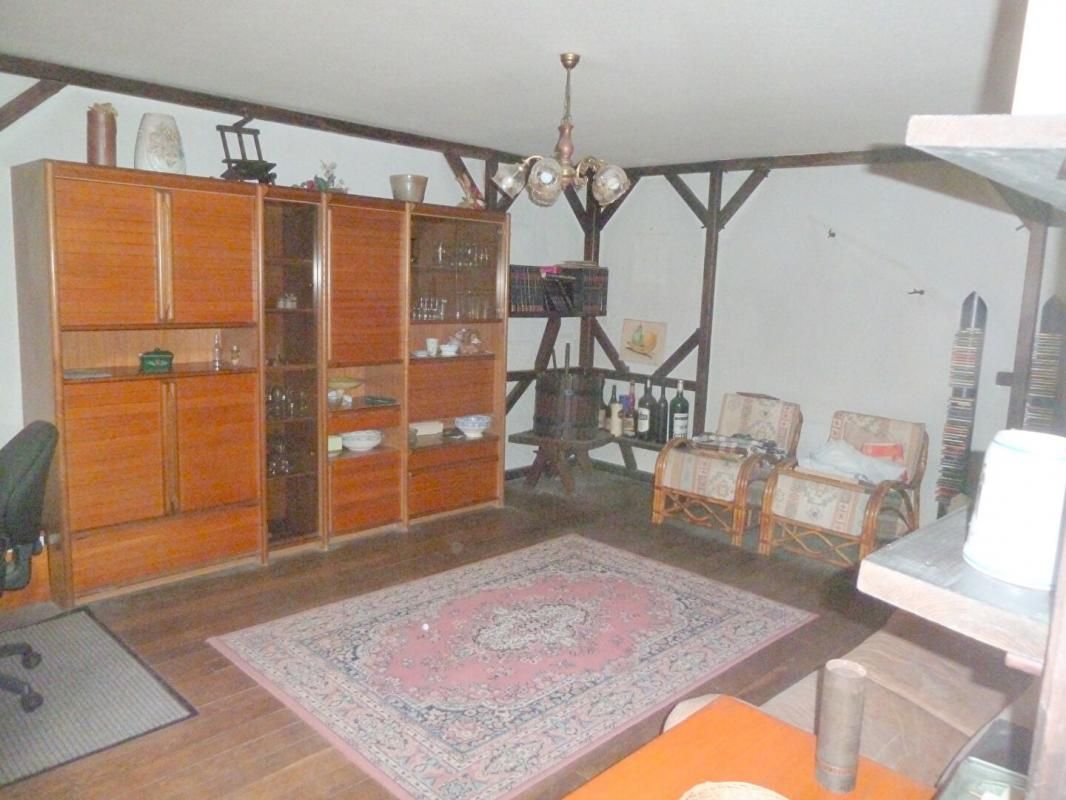 Maison Dugny  sur meuse 7 pièce(s) 147 m 2