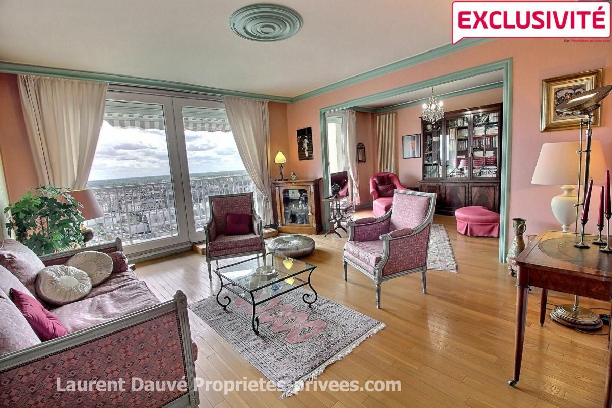 45000 - ORLEANS - Appartement 4 pièces avec balcon et vue exceptionnelle
