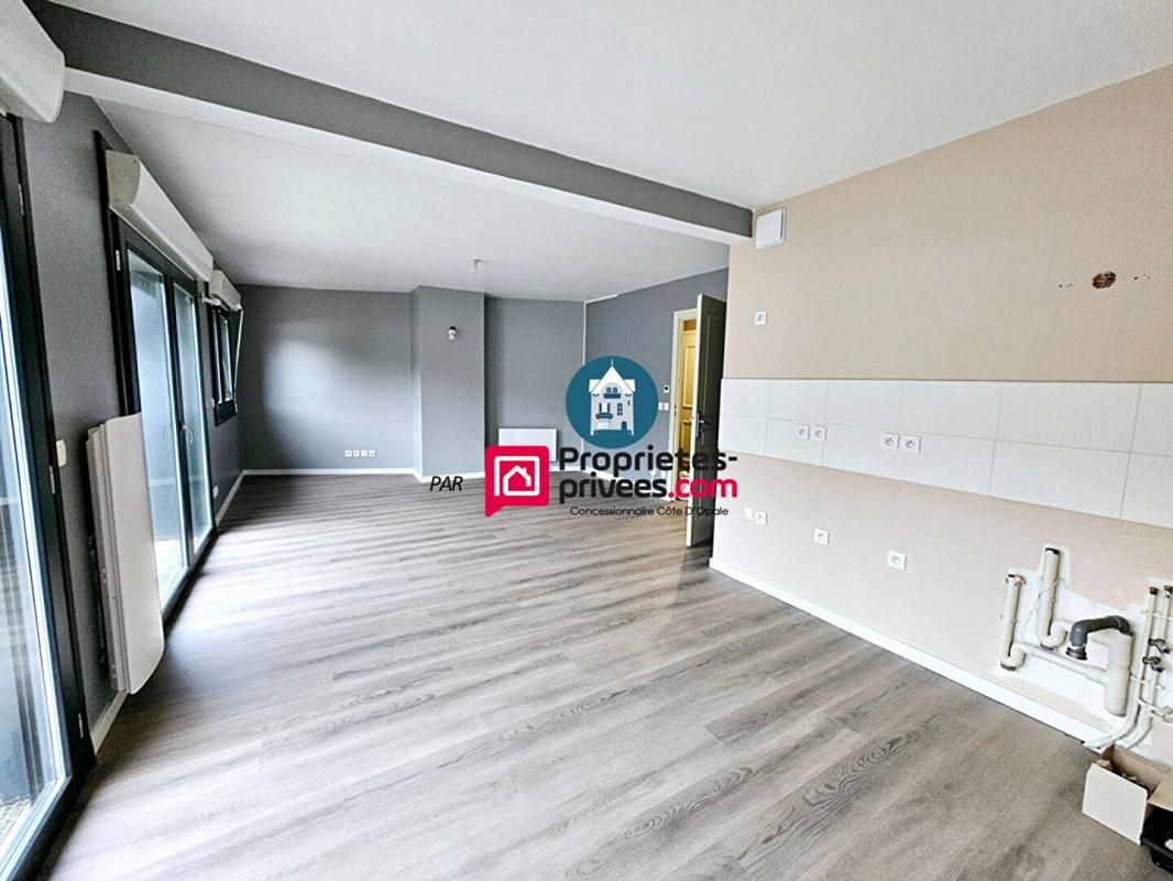 SAINT-MARTIN-BOULOGNE L'Agence Wimereusienne par Propriétés-Privées .Com vous propose : 2