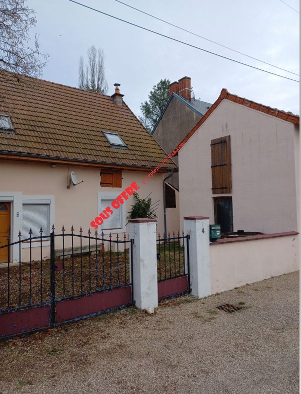 Maison Epinac 5 pièce(s) 102 m2