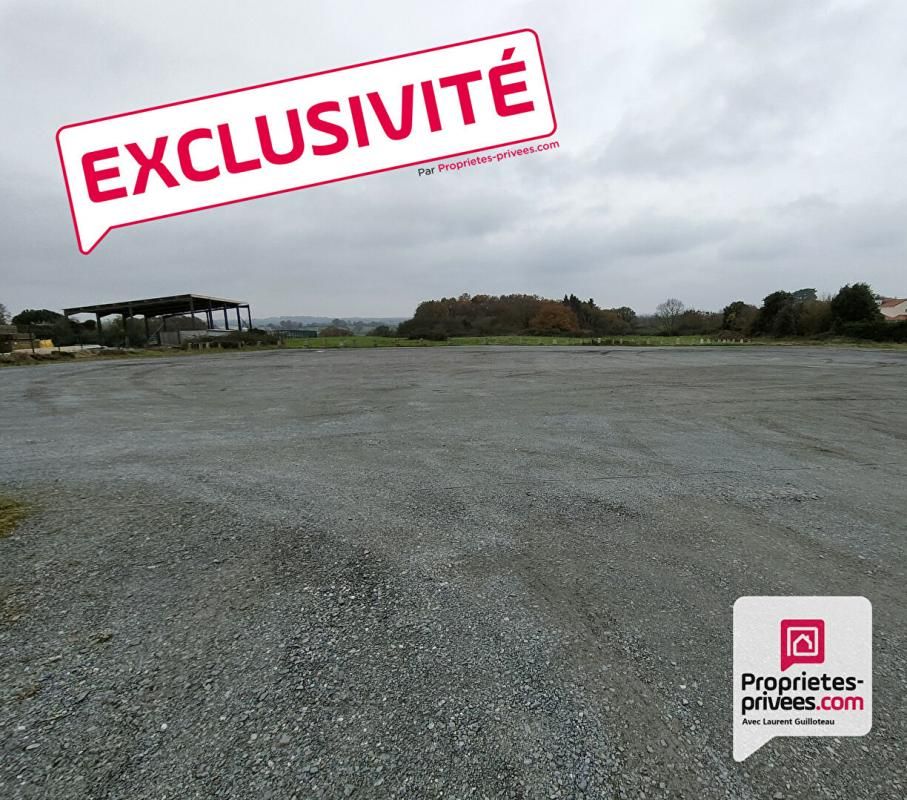 Terrain nu non viabilisé en zone artisanale Mortagne Sur Sèvre 6700 m2