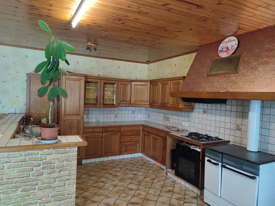 Maison  6 pièce(s) 130 m2