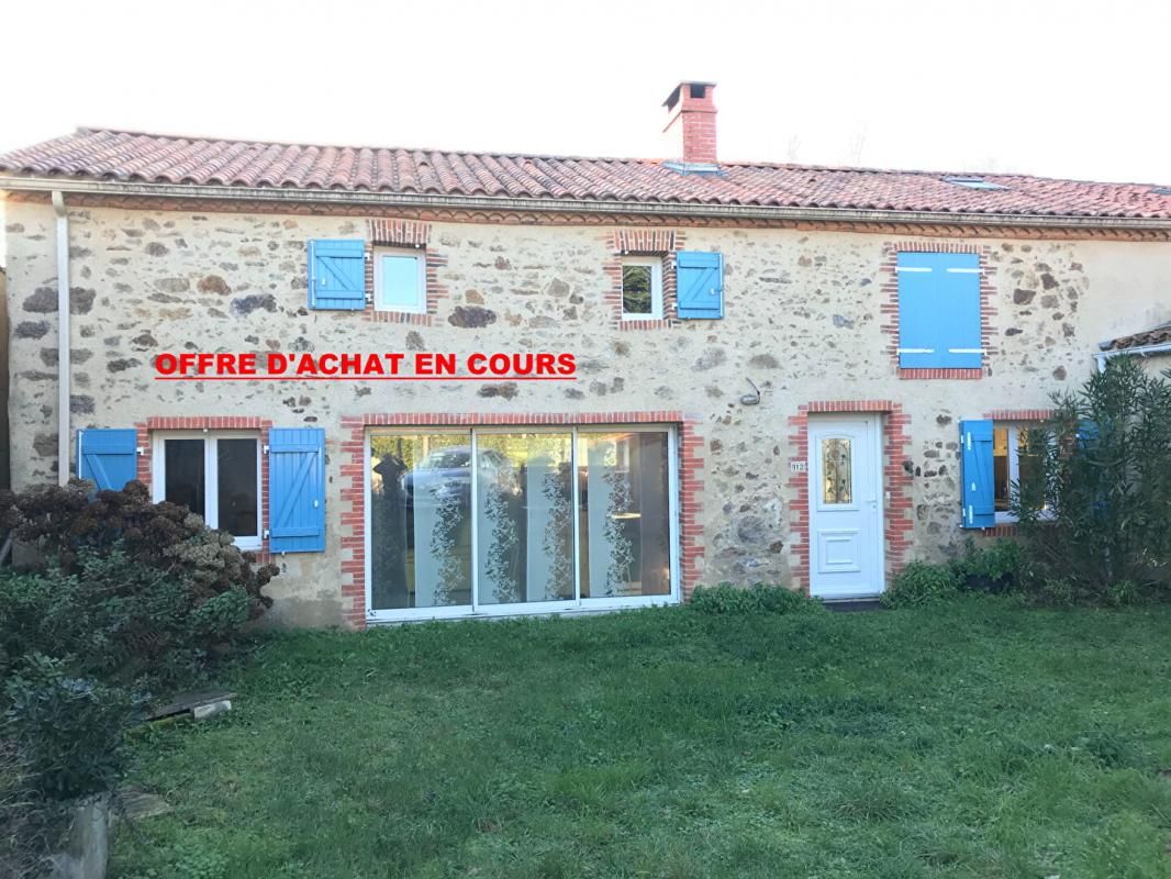 Pouzauges Maison trois chambres