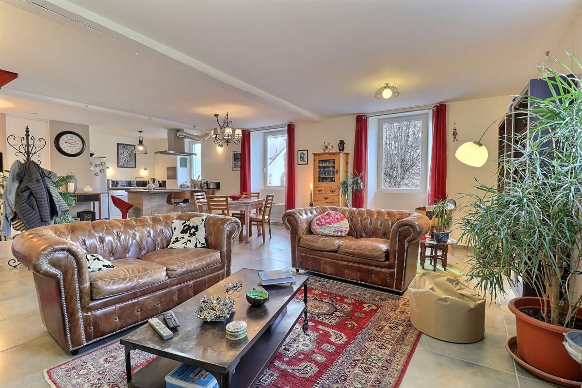 Appartement DUPLEX, 3 pièces, 2 chambres, 93m²