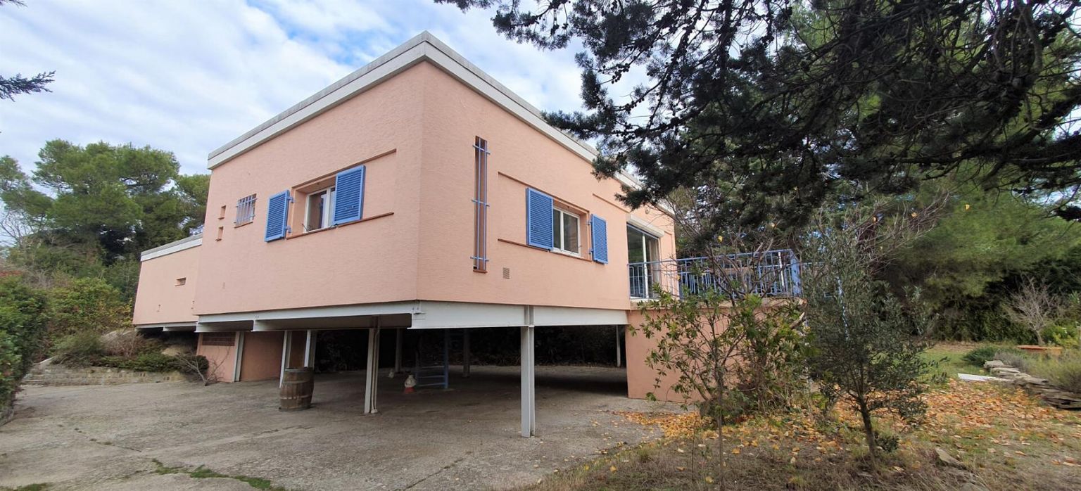 Villa d'architecte - 4 chambres - piscine - parc arboré 3000 m²