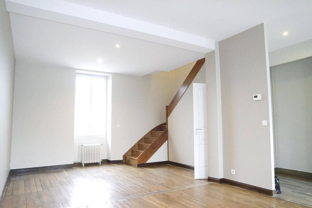 MARMAGNE MAISON RENOVEE DE 102M² 5 PIECES