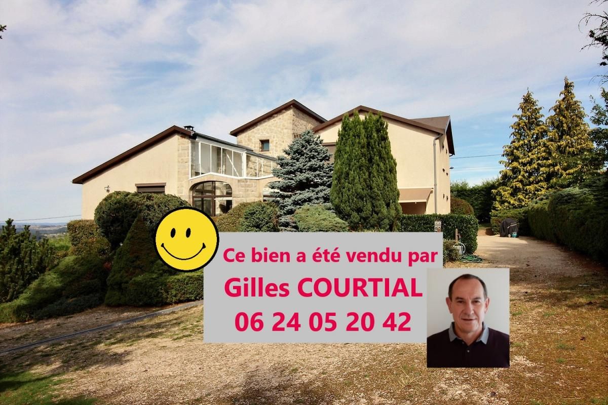 *** VENDU*** Yssingeaux 43200 villa d'architecte env. 180 m² habitables 4 chambres, bureau, salle de jeux et double séjour sur 5745m² de terrain