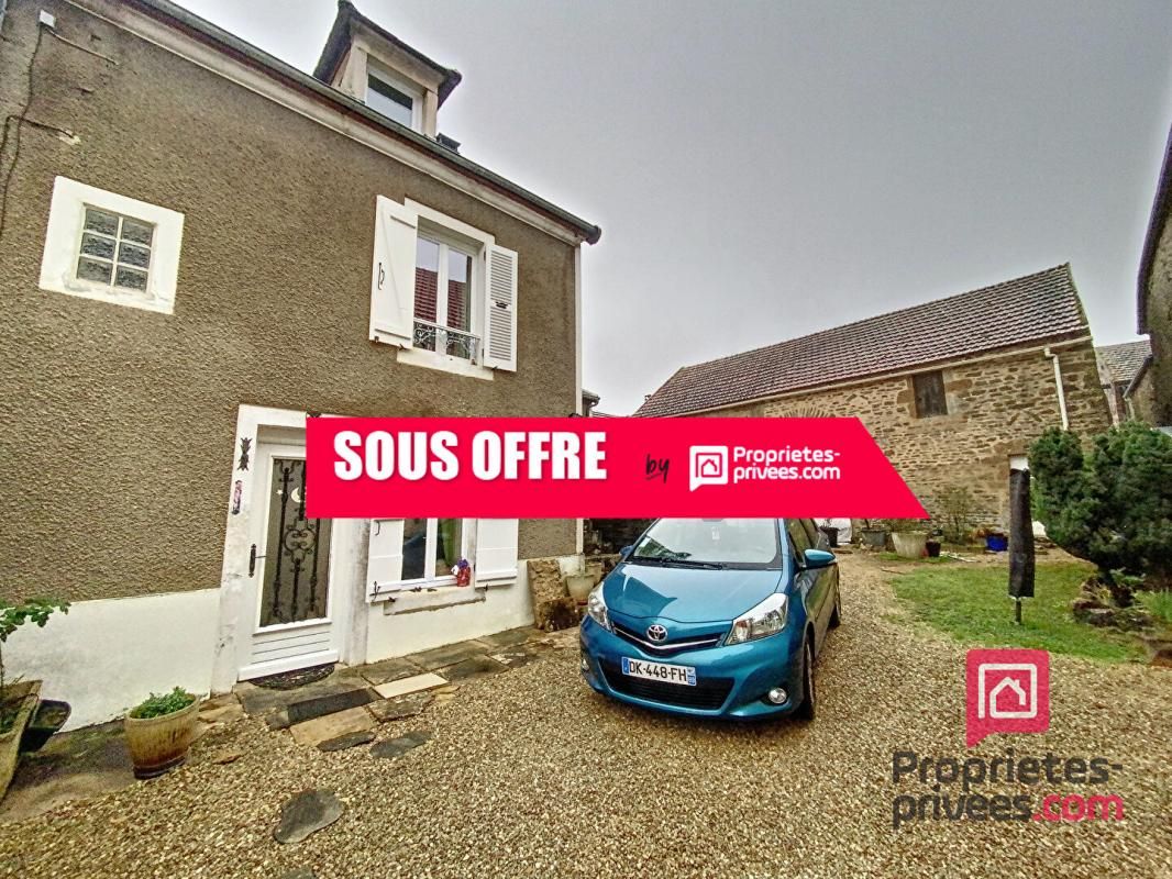 5mn d'AVALLON VASSY MAISON DE VILLAGE GRANGE ET JARDIN